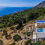 Peace Villa *